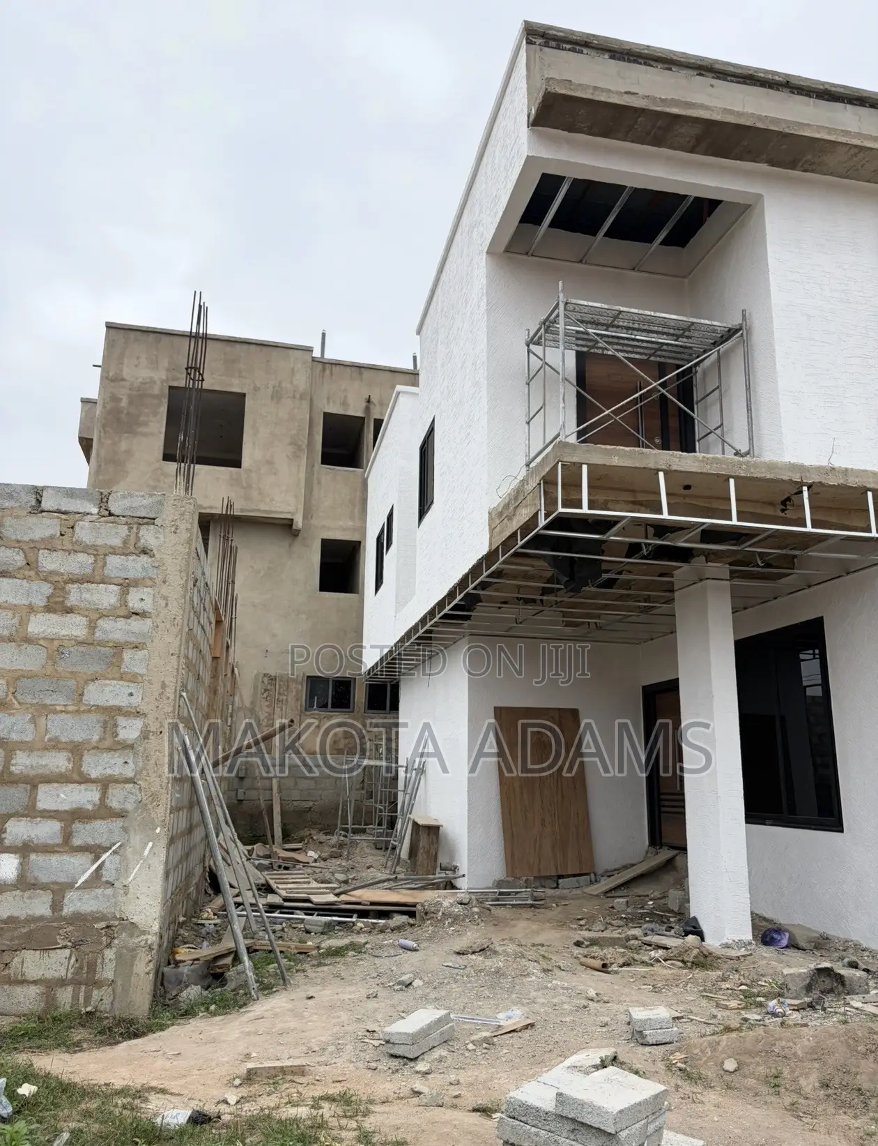 4bdrm Townhouse/Terrace in Axe Court, Pillar 2 for sale
