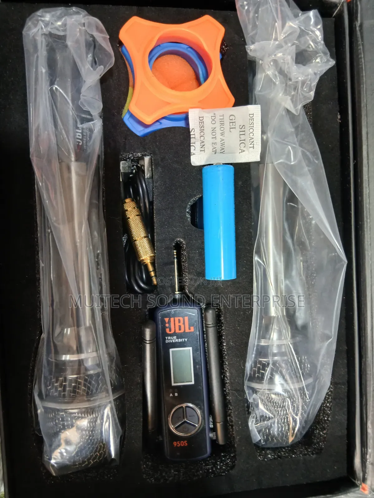 JBL Universal Cordless Microphone ( 2 in 1)