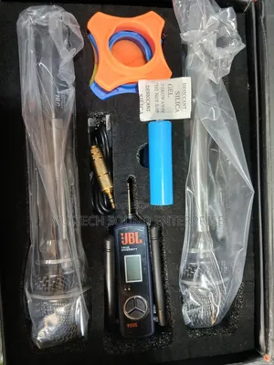 JBL Universal Cordless Microphone ( 2 in 1)