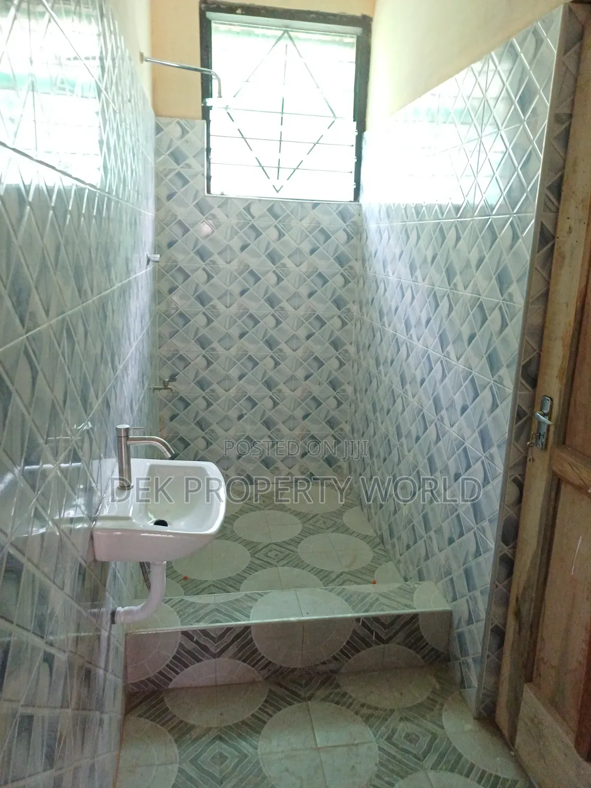 1bdrm Apartment in Amasaman for rent
