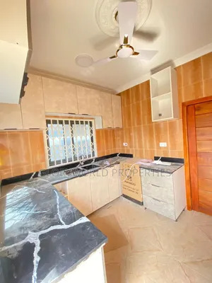 3bdrm House in Baatsona Total for sale