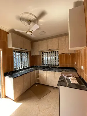 3bdrm House in Baatsona Total for sale