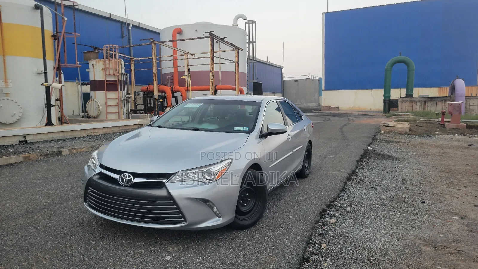 Toyota Camry LE 4dr Sedan (2.5L 4cyl 6A) 2017 Gray