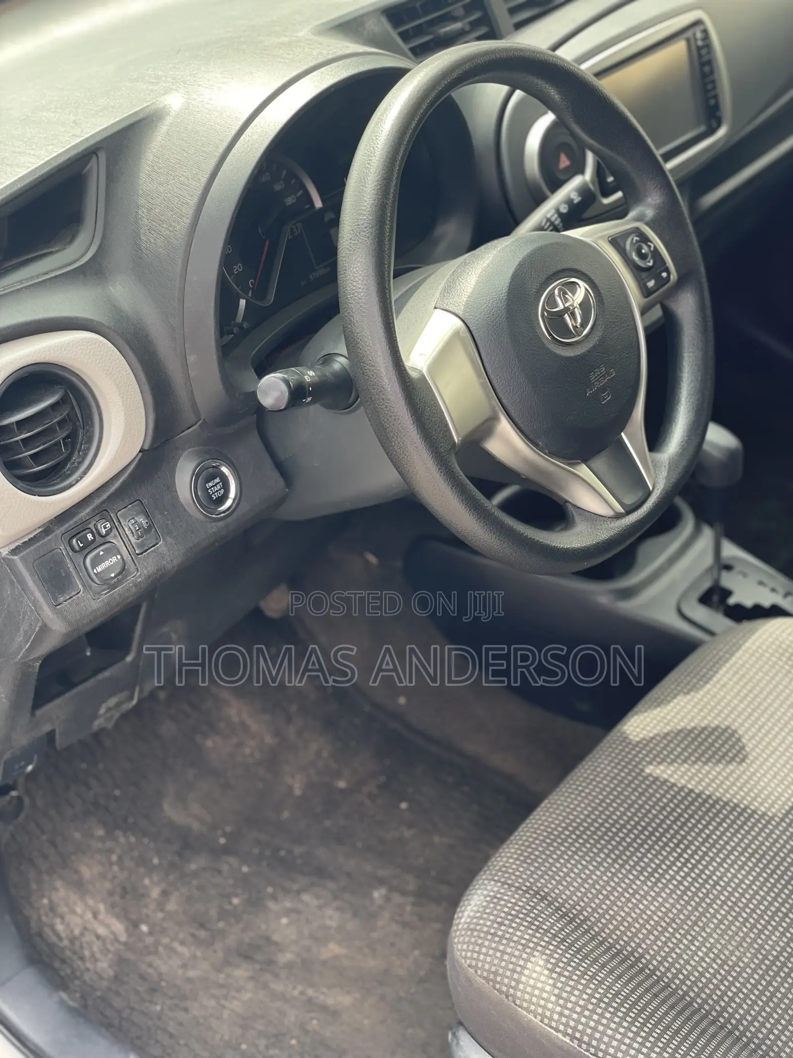Toyota Vitz 2014 White
