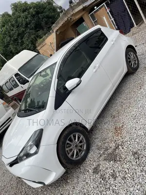 Toyota Vitz 2014 White