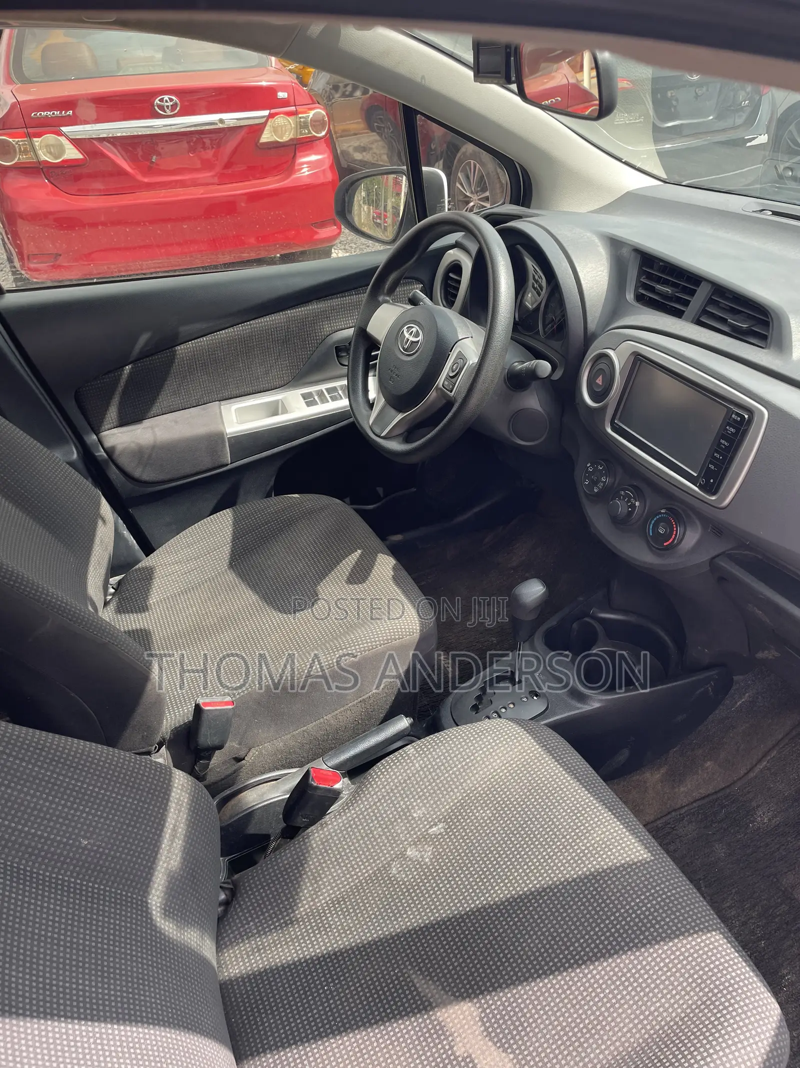 Toyota Vitz 2014 White