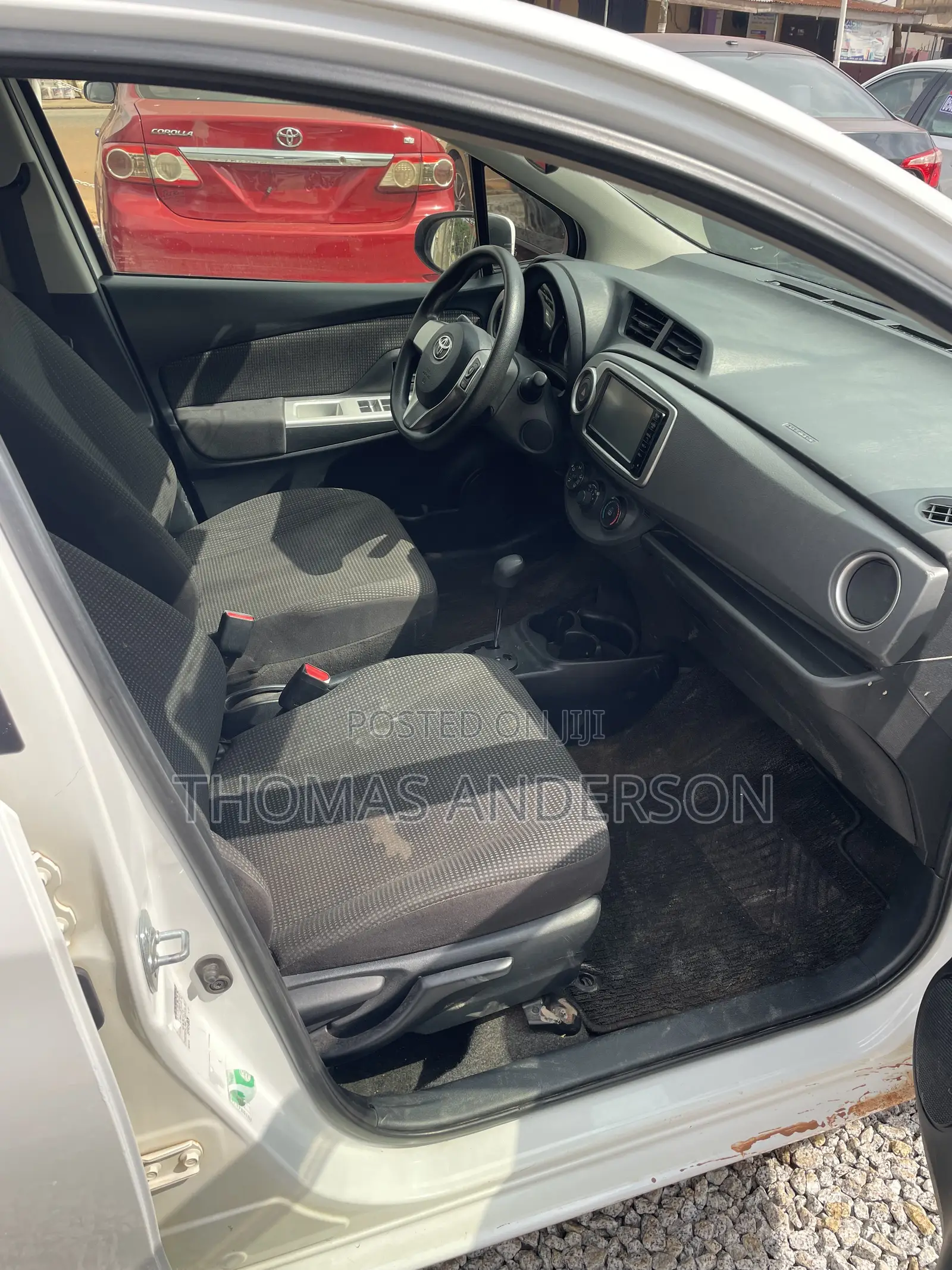 Toyota Vitz 2014 White