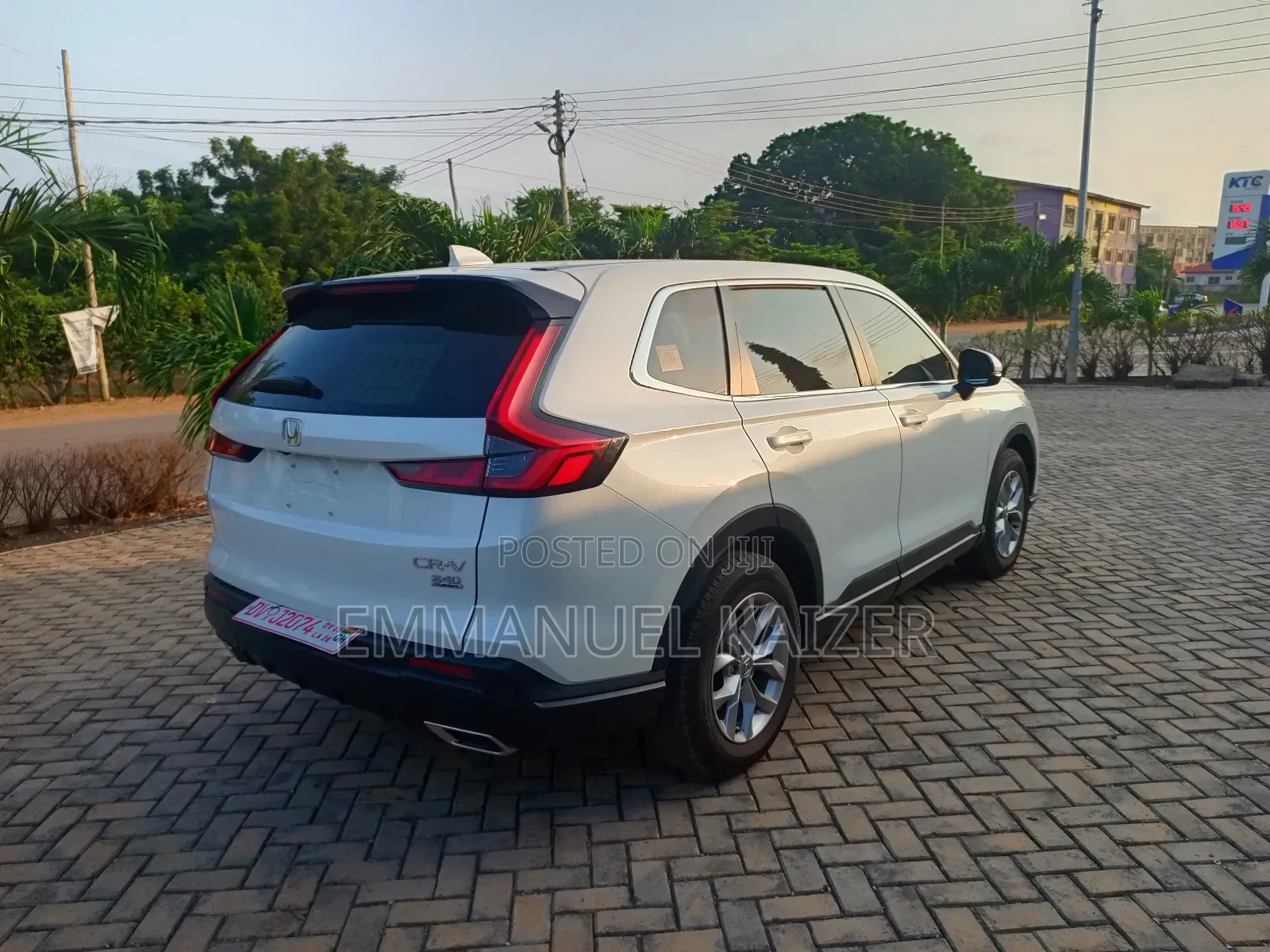 Honda CR-V 2024 White