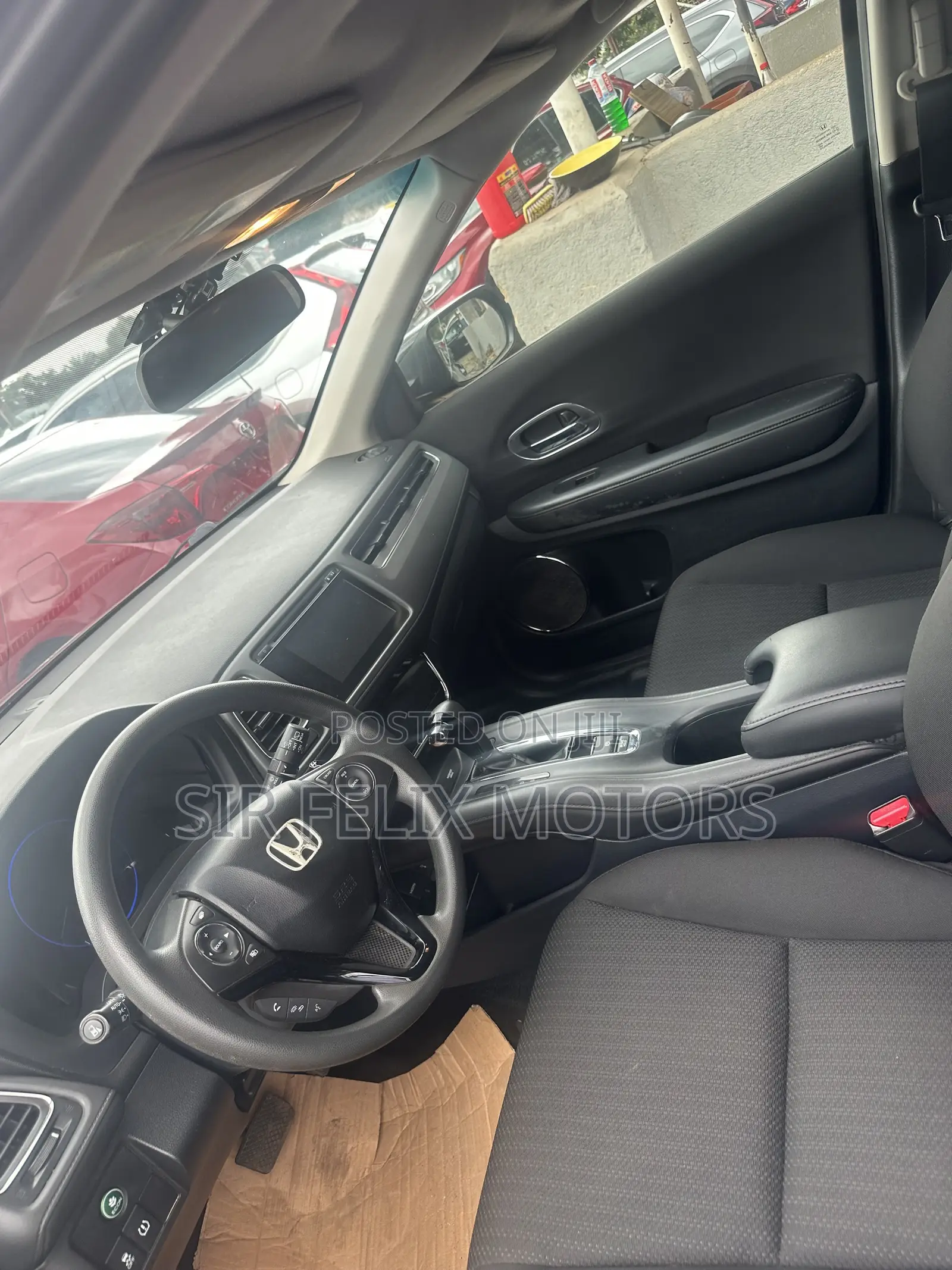 Honda HR-V 4dr SUV (1.5L 4cyl CVT) 2016 Black