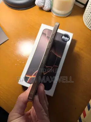 Apple iPhone 16 Pro Max 256 GB Gold