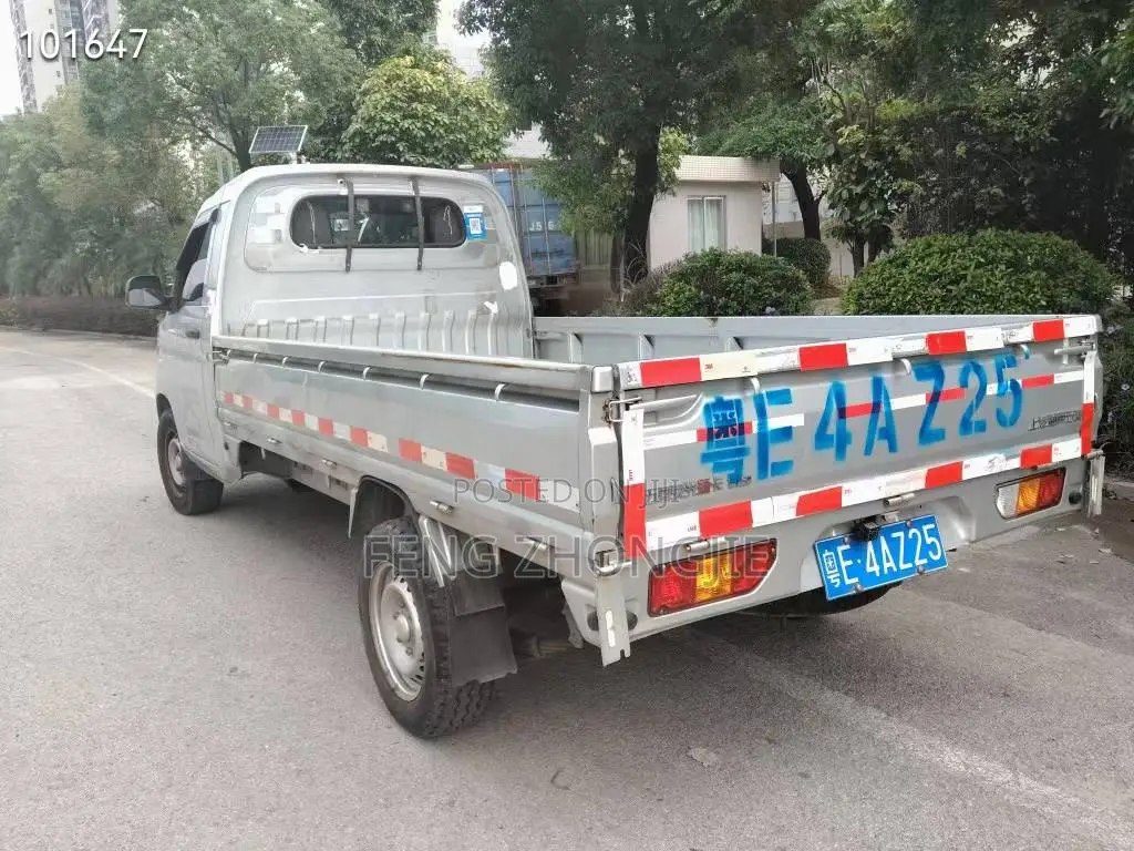 Used Wuling Flatbed Mini‐Truck From China