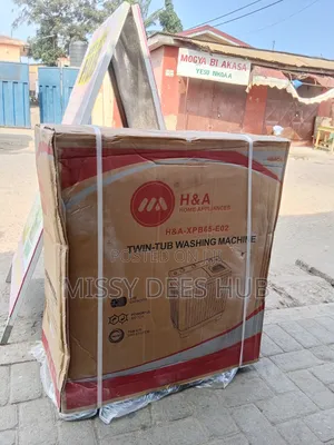 H a 7kg Twin Tub Washing Machine