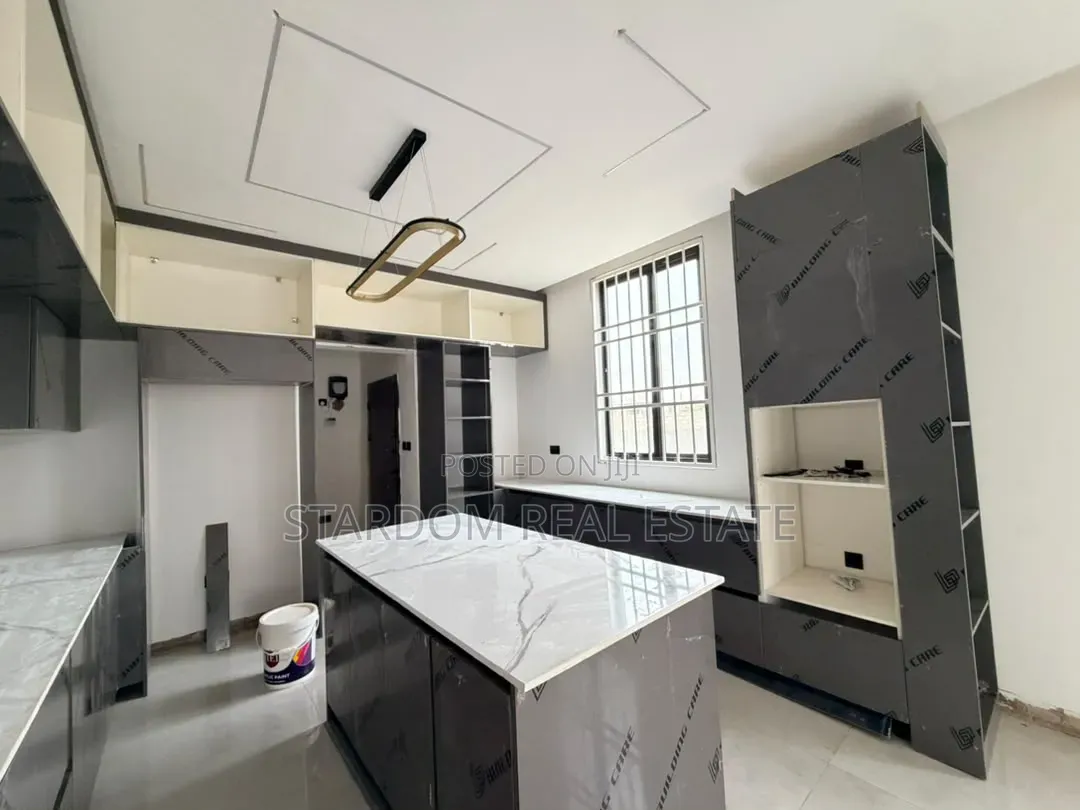 3bdrm Bungalow in East Legon Hills, Boundary Road Area for sale