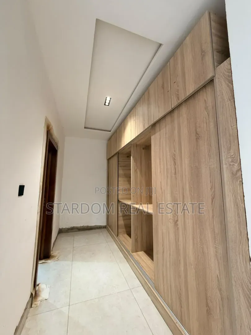 3bdrm Bungalow in East Legon Hills, Boundary Road Area for sale
