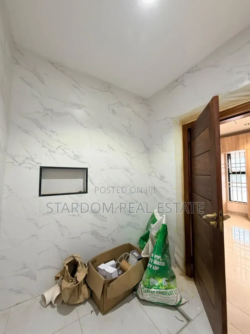 3bdrm Bungalow in East Legon Hills, Boundary Road Area for sale