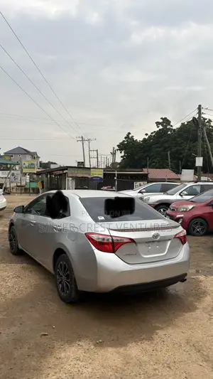 Toyota Corolla S 4dr Sedan (1.8L 4cyl CVT) 2016 Silver