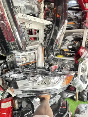 Headlights for Mitsubishi Outlander 2016-2020 Model
