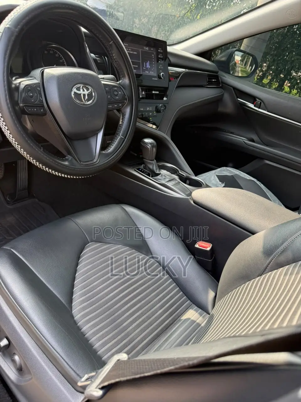 Toyota Camry SE 2022 Black
