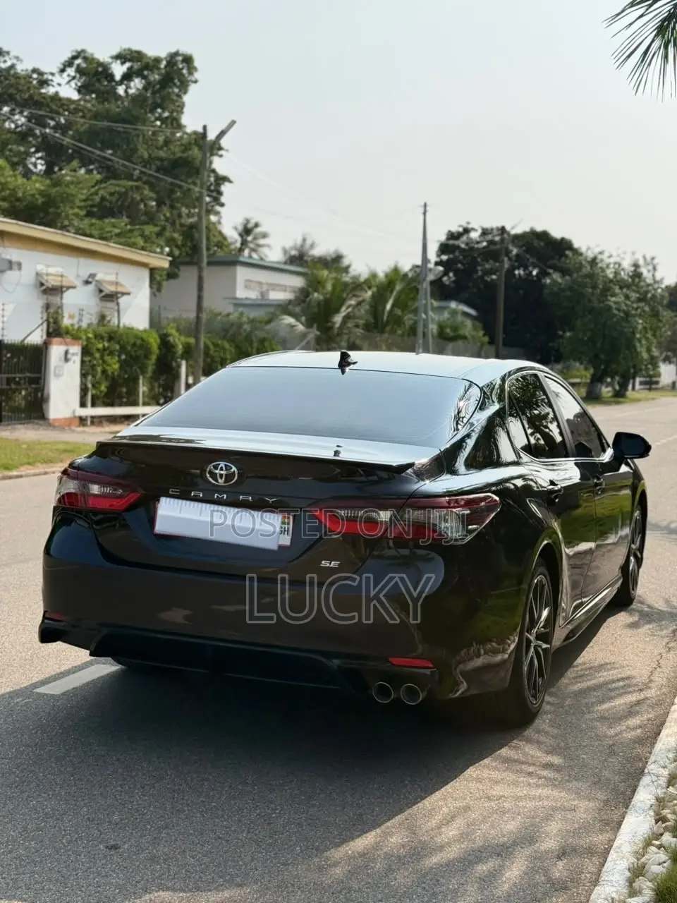 Toyota Camry SE 2022 Black