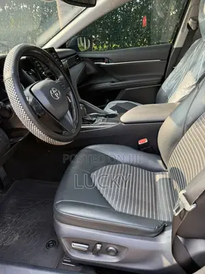 Toyota Camry SE 2022 Black