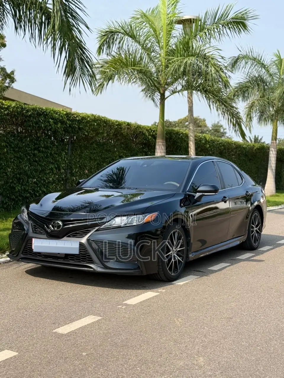 Toyota Camry SE 2022 Black