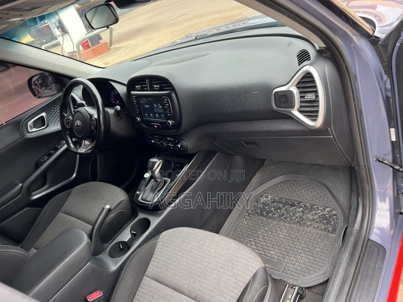 Kia Soul Base Hatchback 2019 Gray