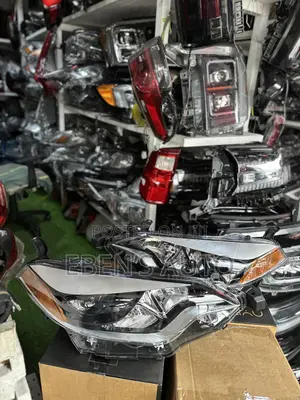 Headlights Fit for Toyota Corlla 2014,2015,2016 Model