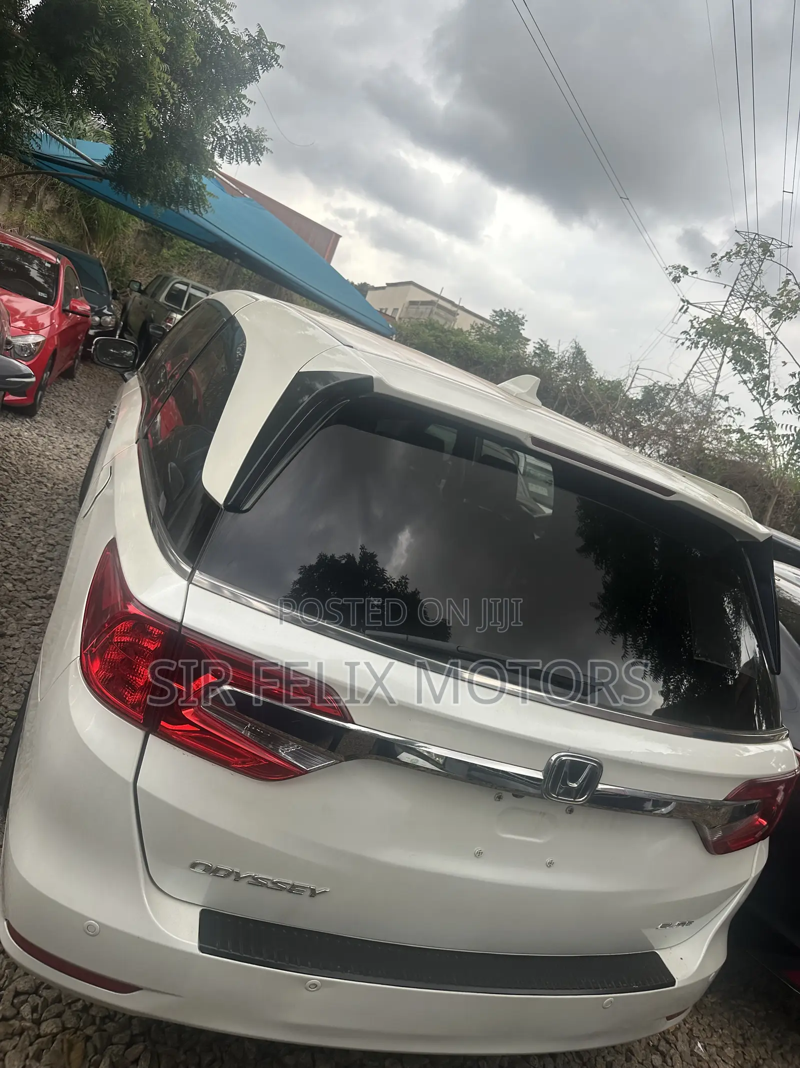Honda Odyssey Touring 2019 White