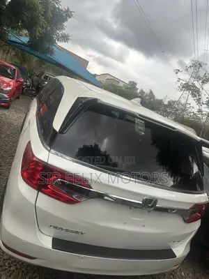 Honda Odyssey Touring 2019 White