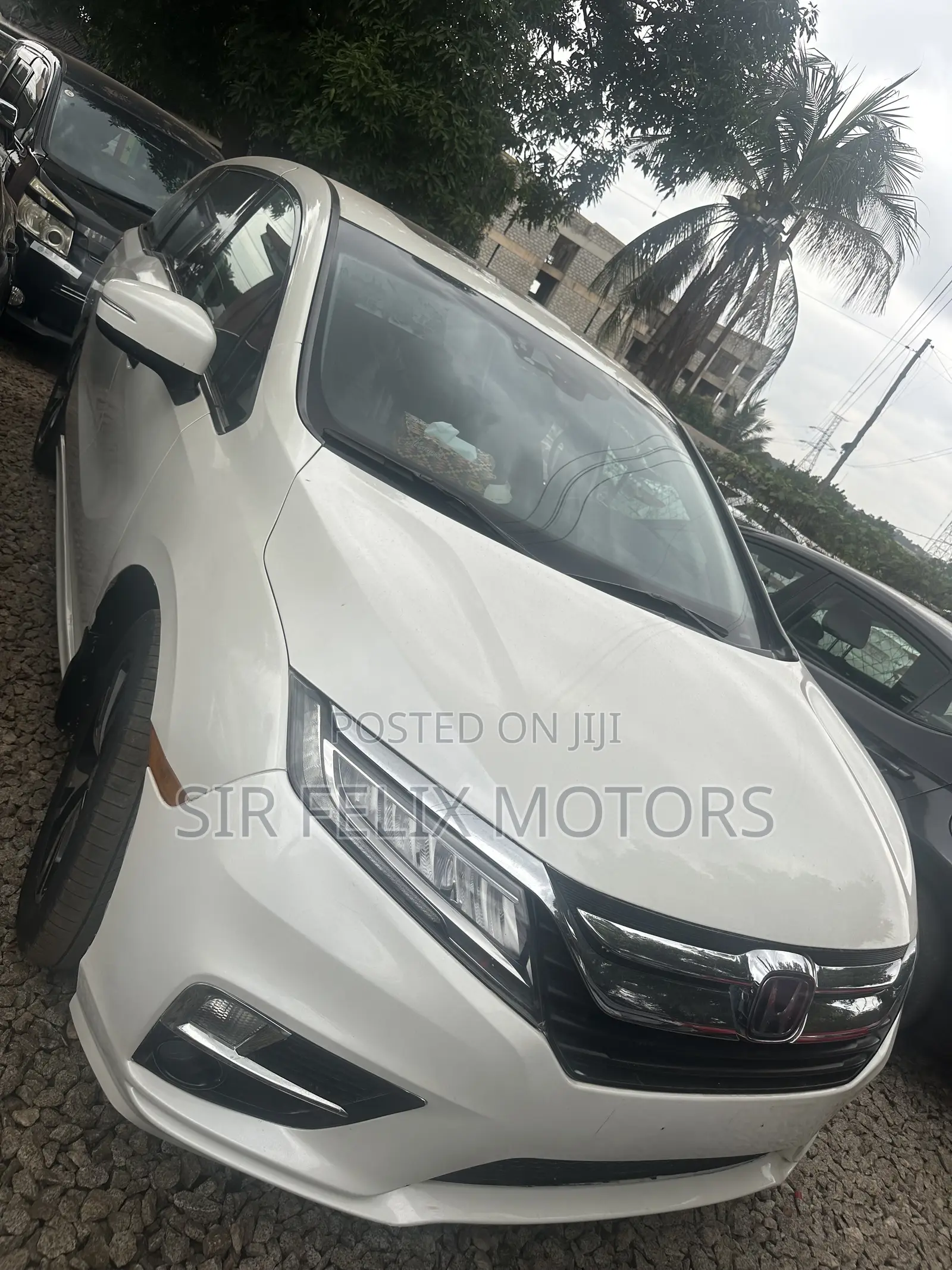 Honda Odyssey Touring 2019 White