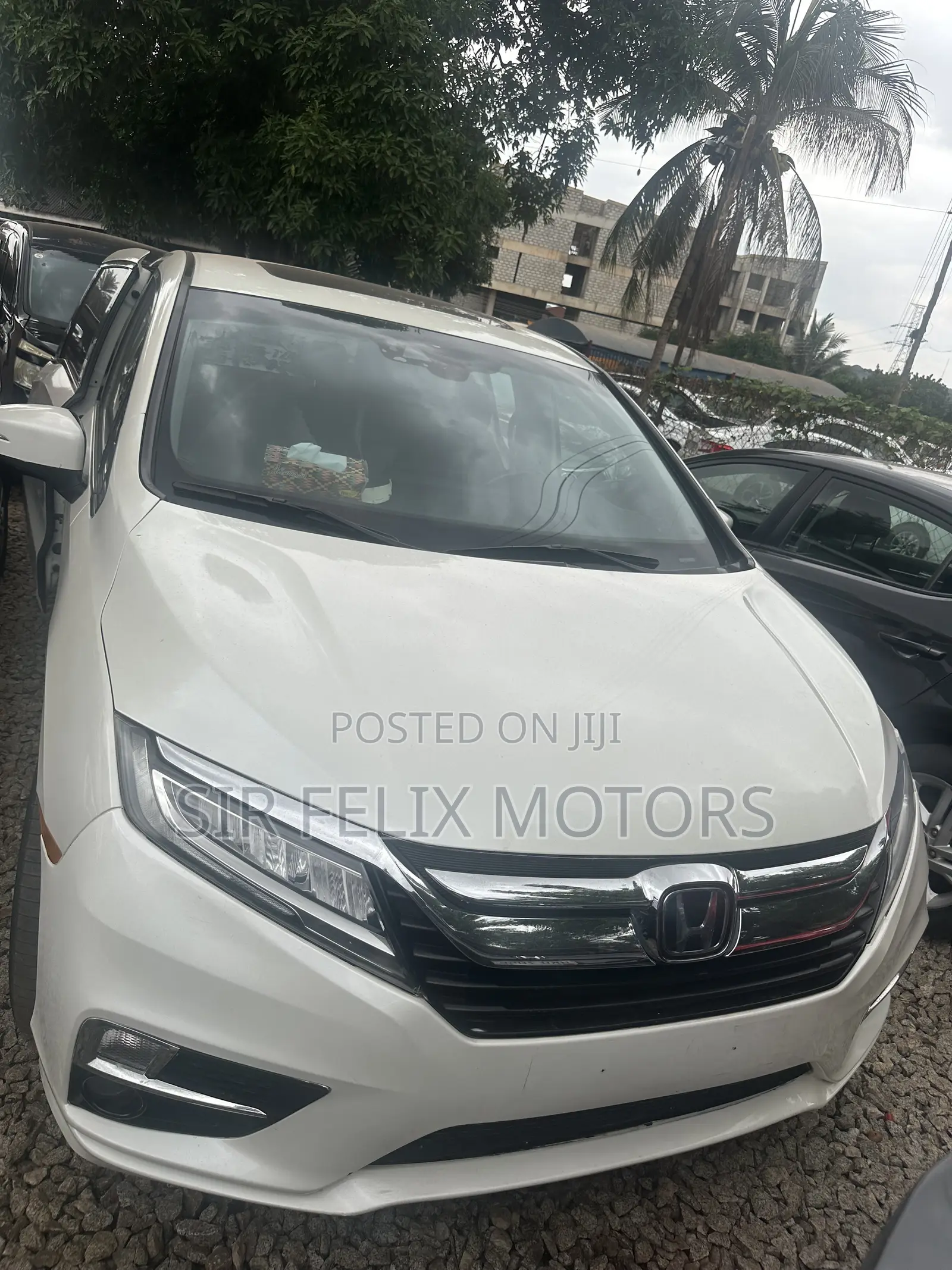 Honda Odyssey Touring 2019 White