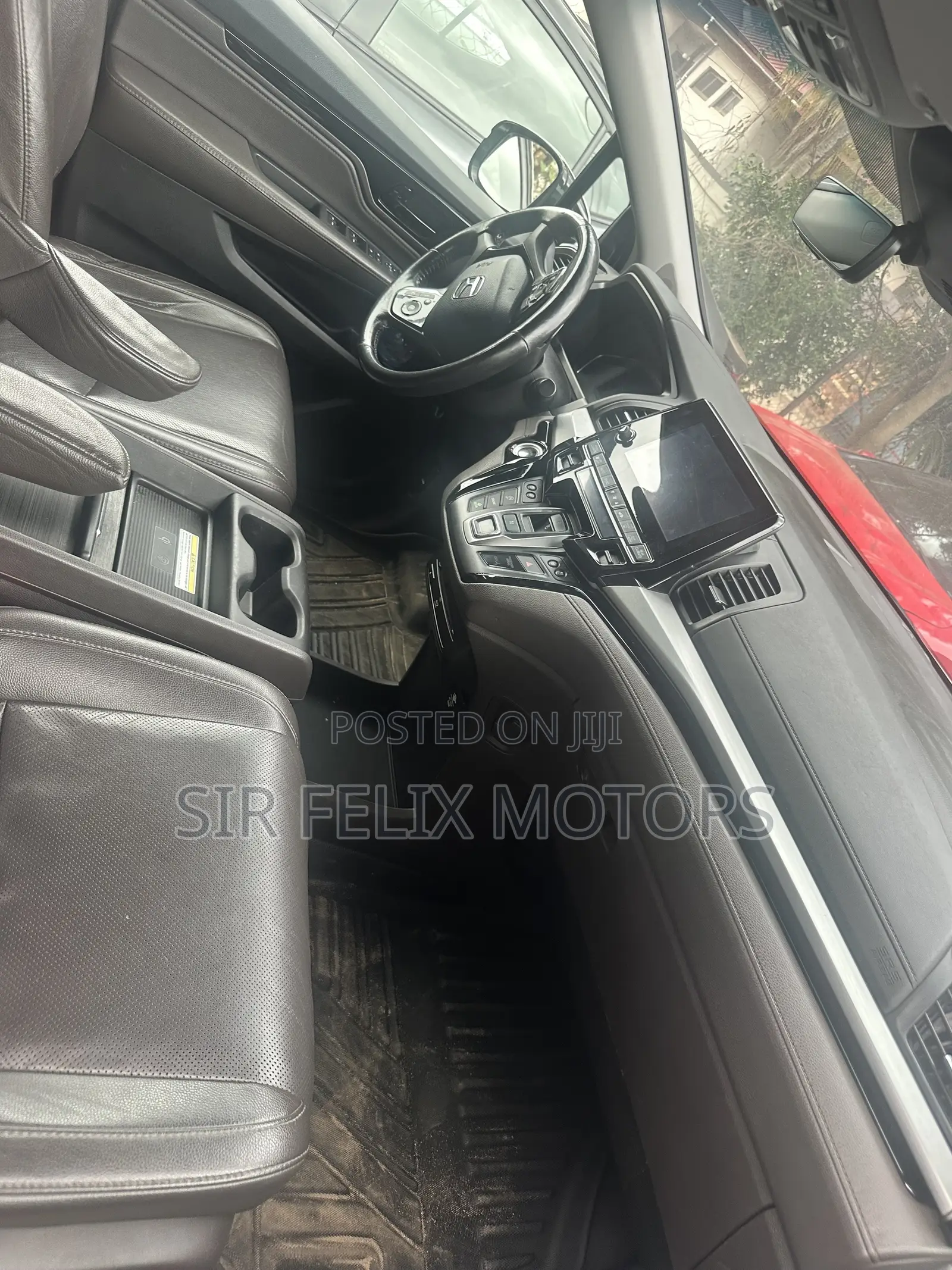 Honda Odyssey Touring 2019 White