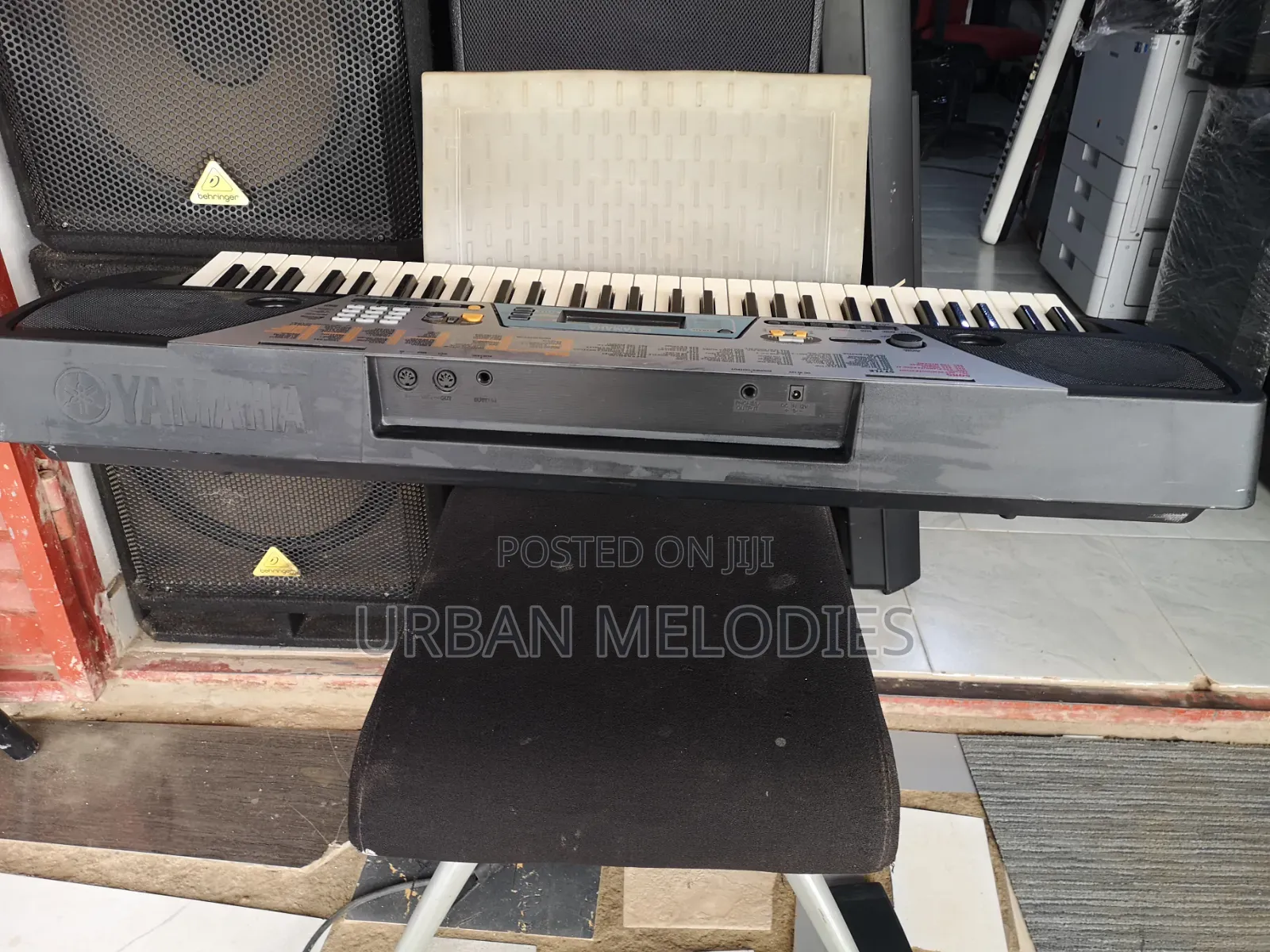 Yamaha PSR-170 Portable Electronic Keyboard