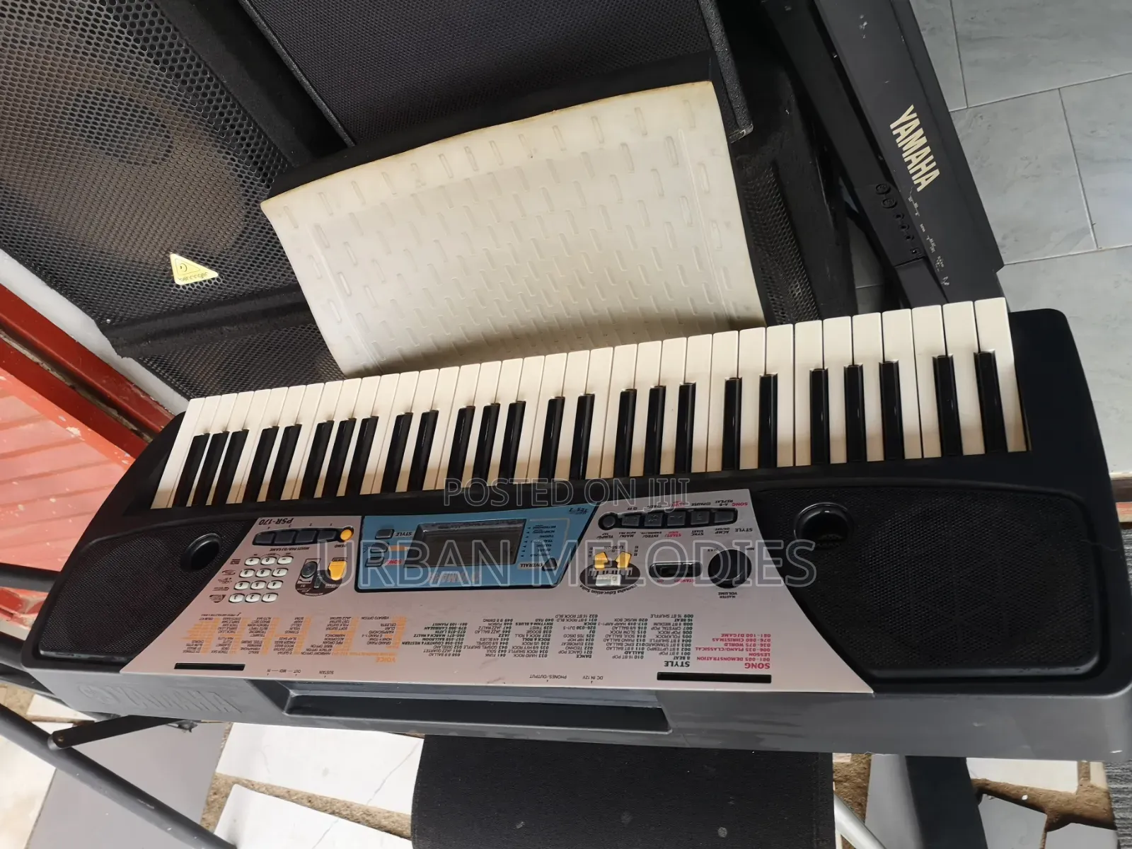 Yamaha PSR-170 Portable Electronic Keyboard
