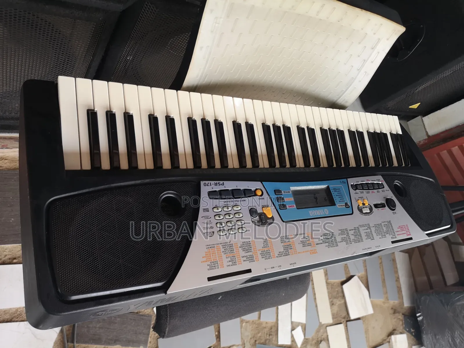 Yamaha PSR-170 Portable Electronic Keyboard