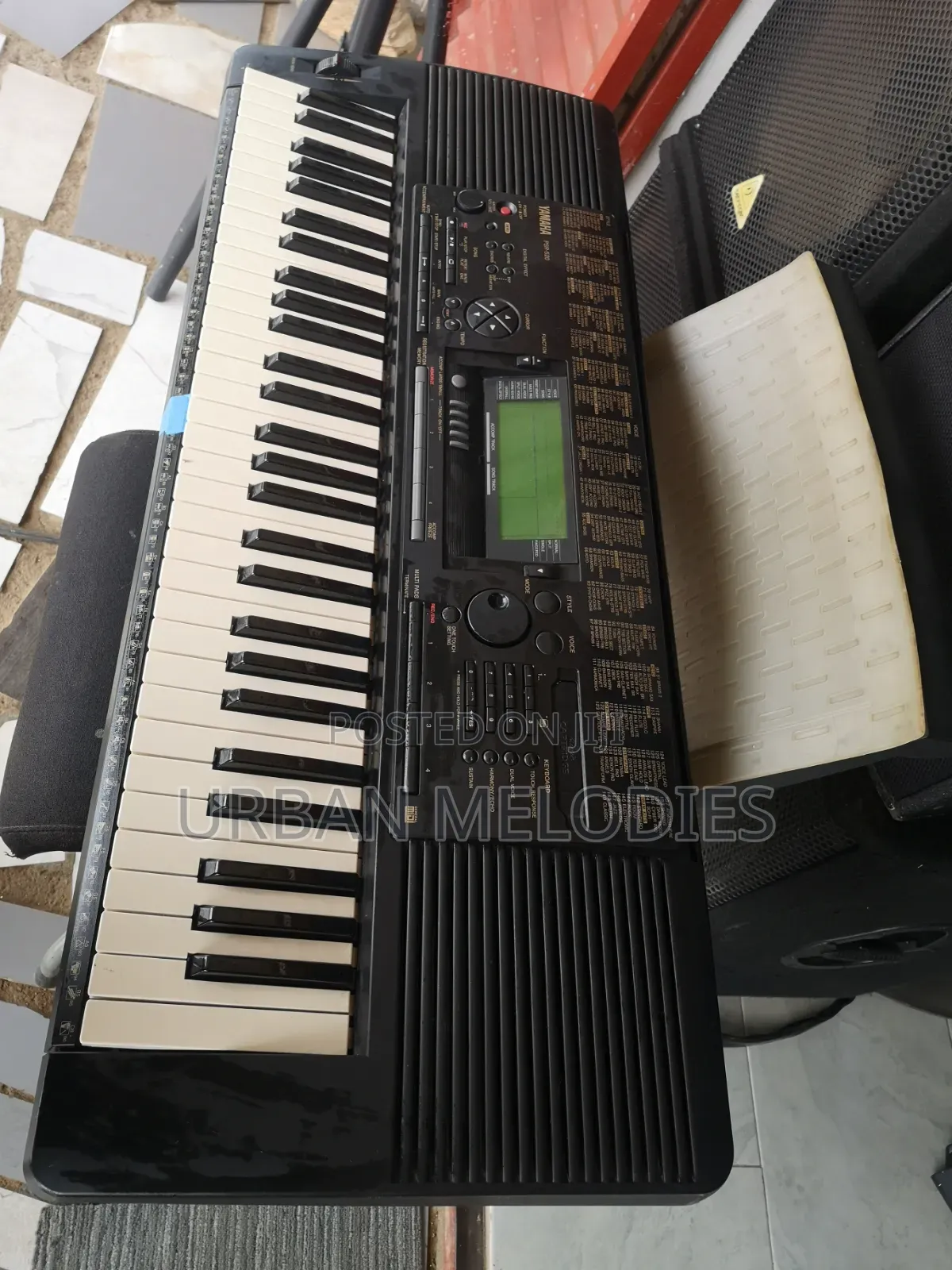 Yamaha PSR-520 Portable Electronic Keyboard