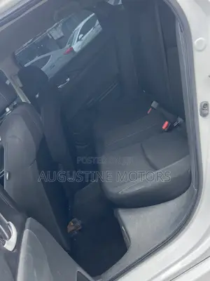 Honda Civic LX Sedan 2019 White