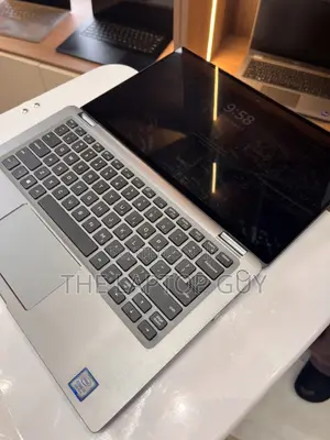 Laptop Dell Latitude 7400 2-in-1 8GB Intel Core i5 SSD 256GB