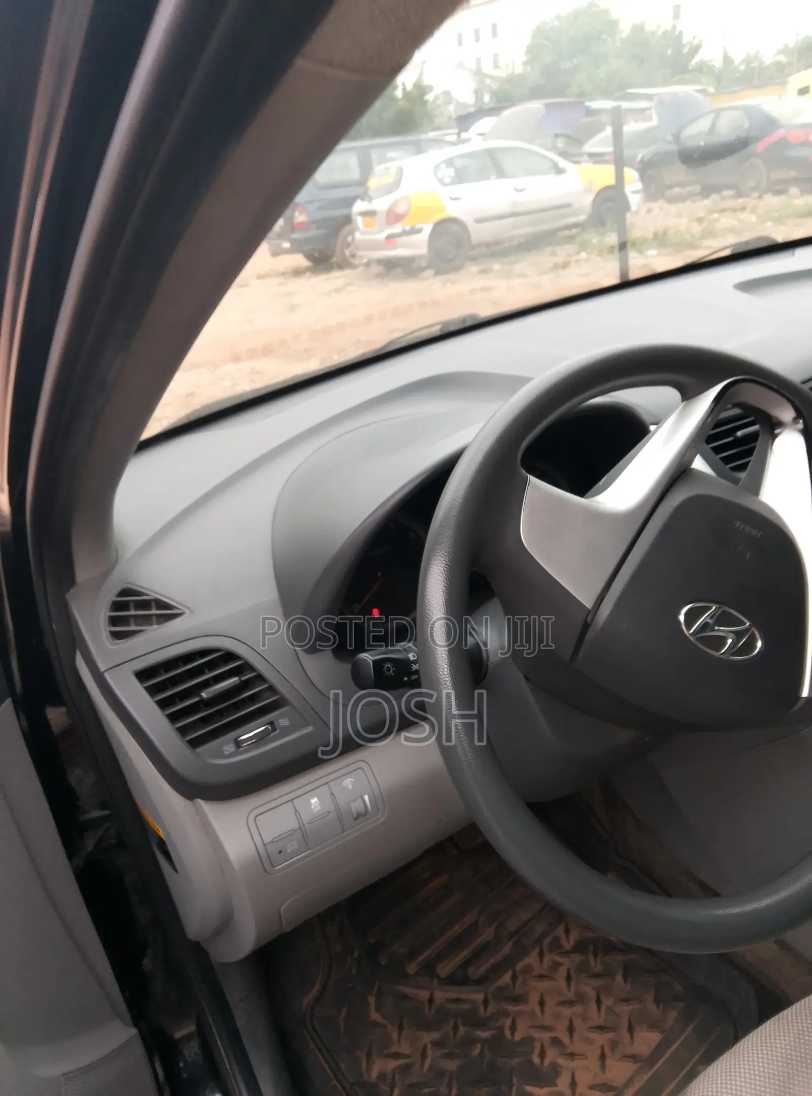 Hyundai Accent SE 2013 Black