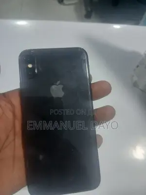 Apple iPhone X 64 GB Black