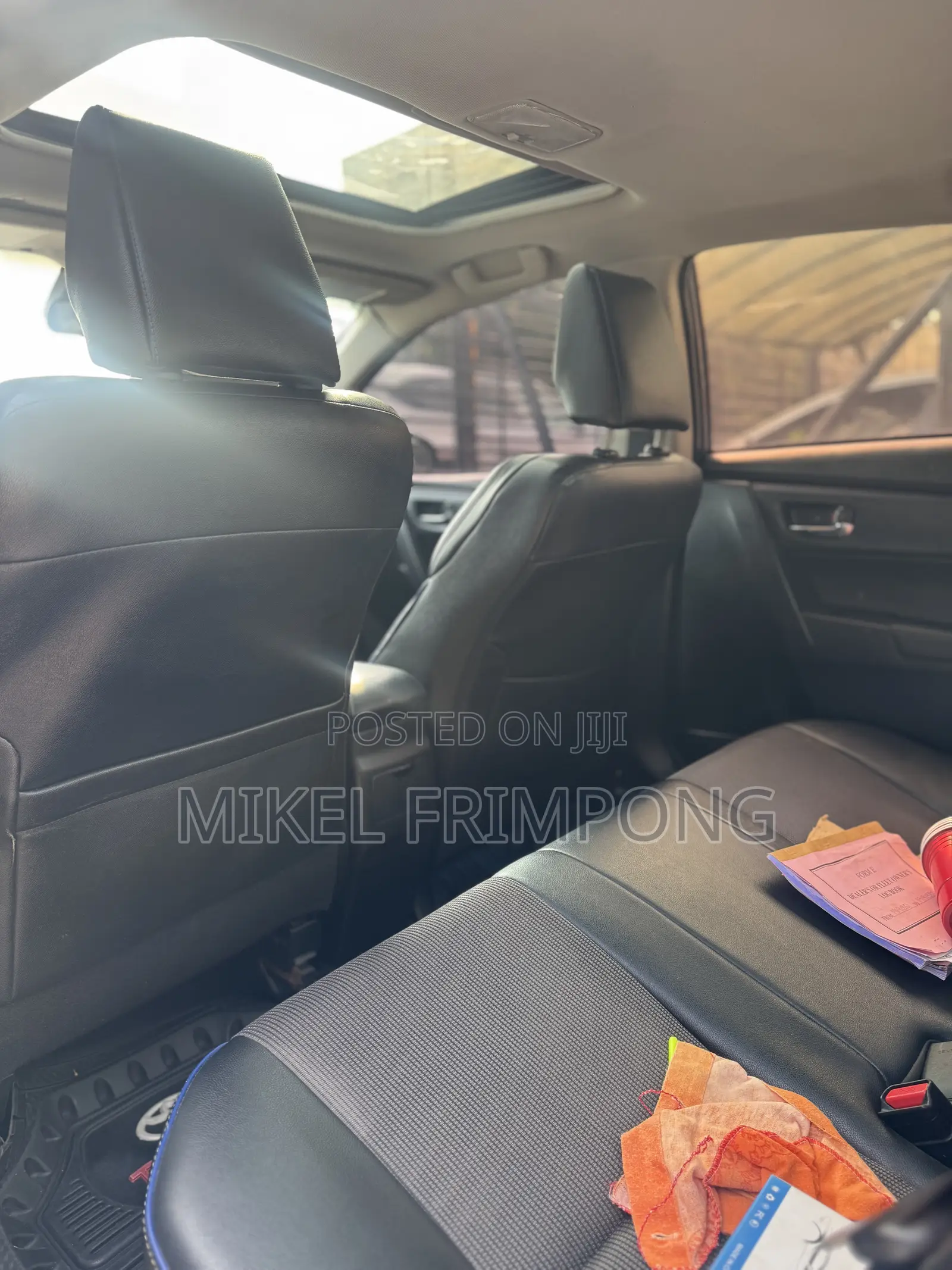 Toyota Corolla SE 4dr Sedan (1.8L 4cyl CVT) 2017 Gray