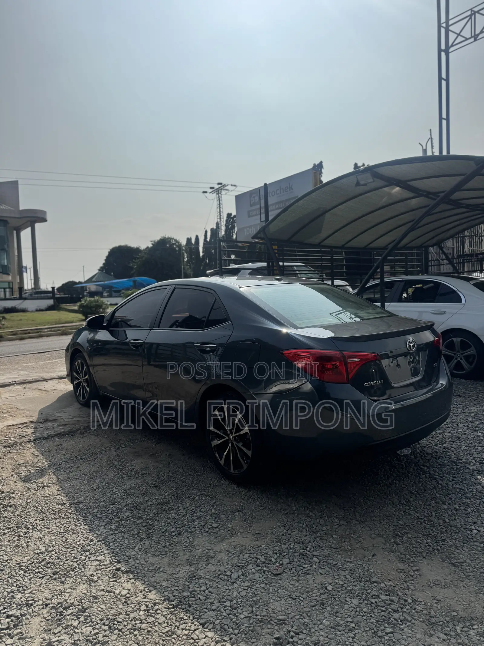 Toyota Corolla SE 4dr Sedan (1.8L 4cyl CVT) 2017 Gray