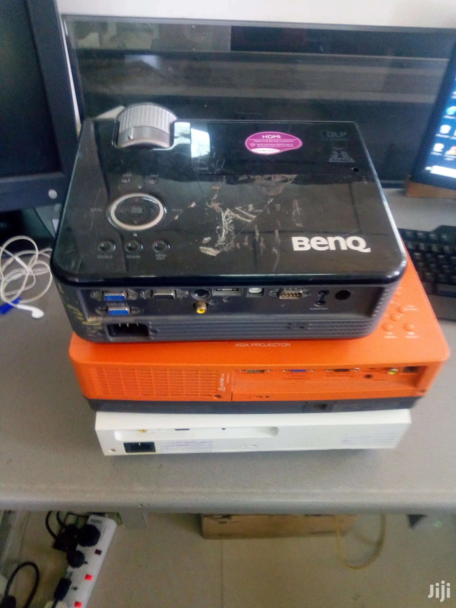 Projector Repair Experts