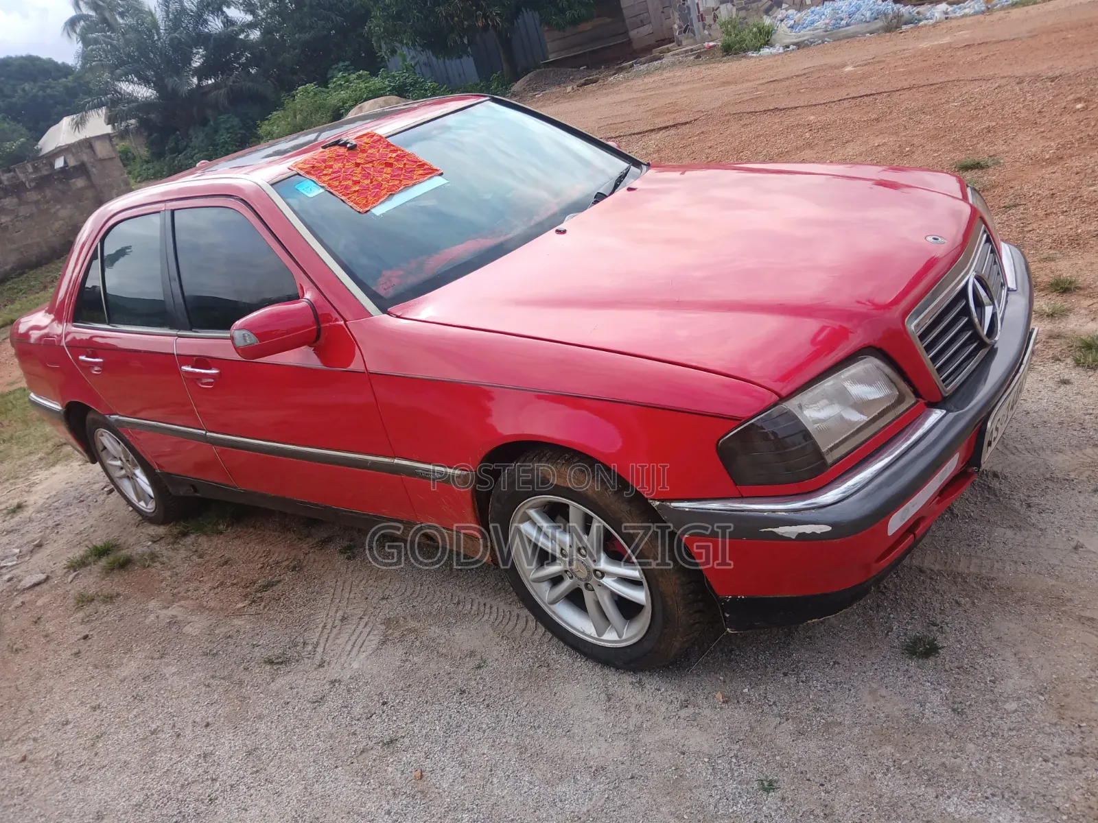 Mercedes-Benz C180 2005 Red
