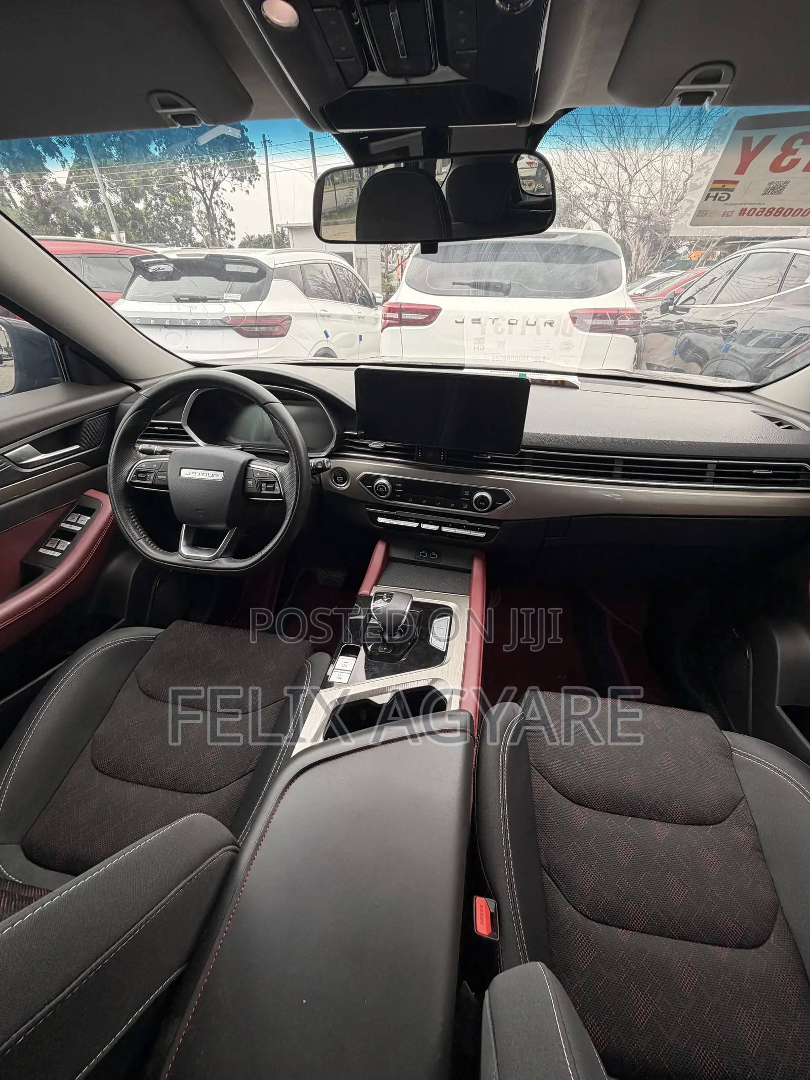 Geely Boyue 2022 White
