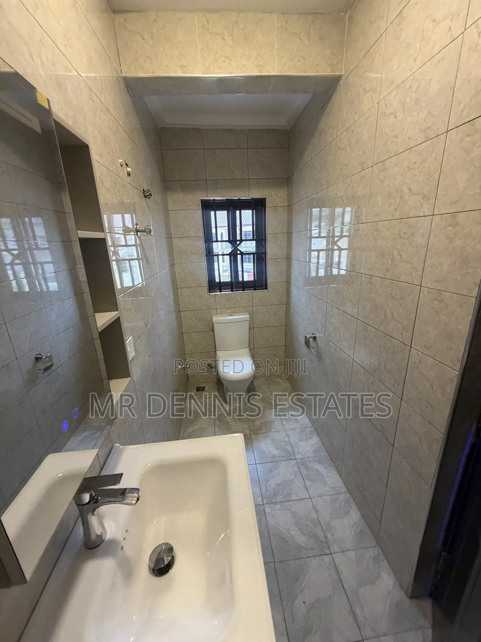 2bdrm Apartment in Westhills Mall for rent