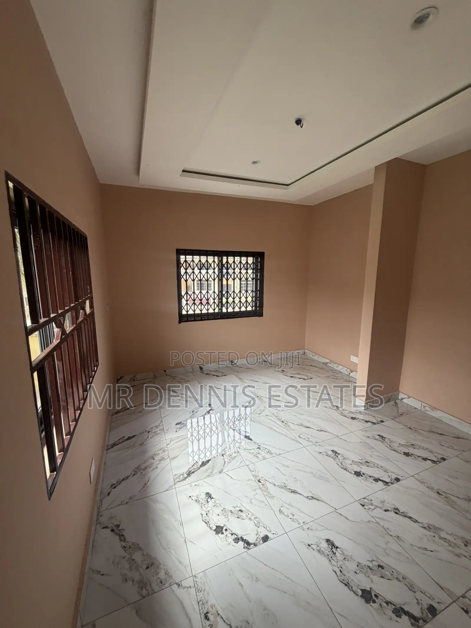 2bdrm Apartment in Westhills Mall for rent