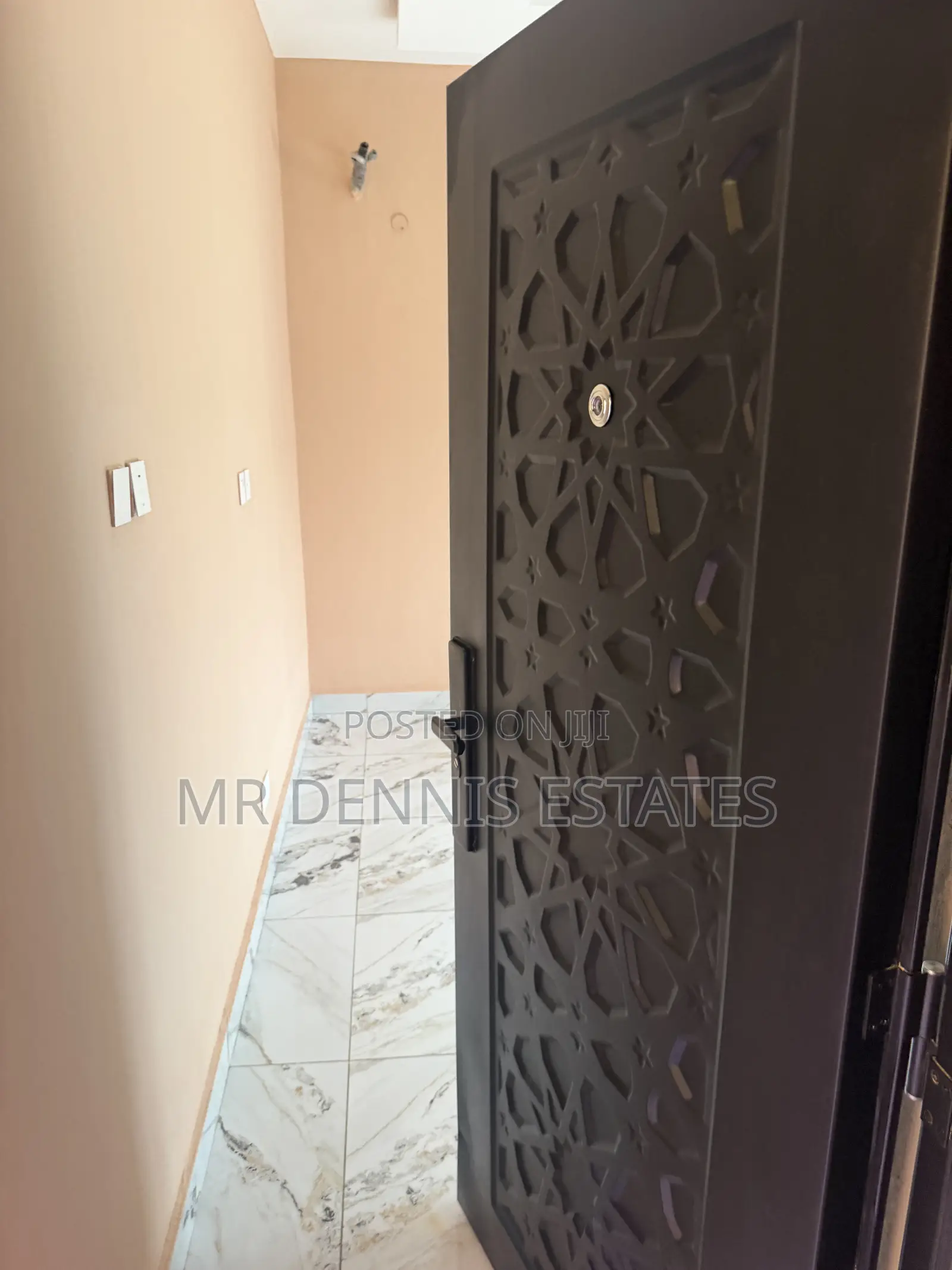 2bdrm Apartment in Westhills Mall for rent