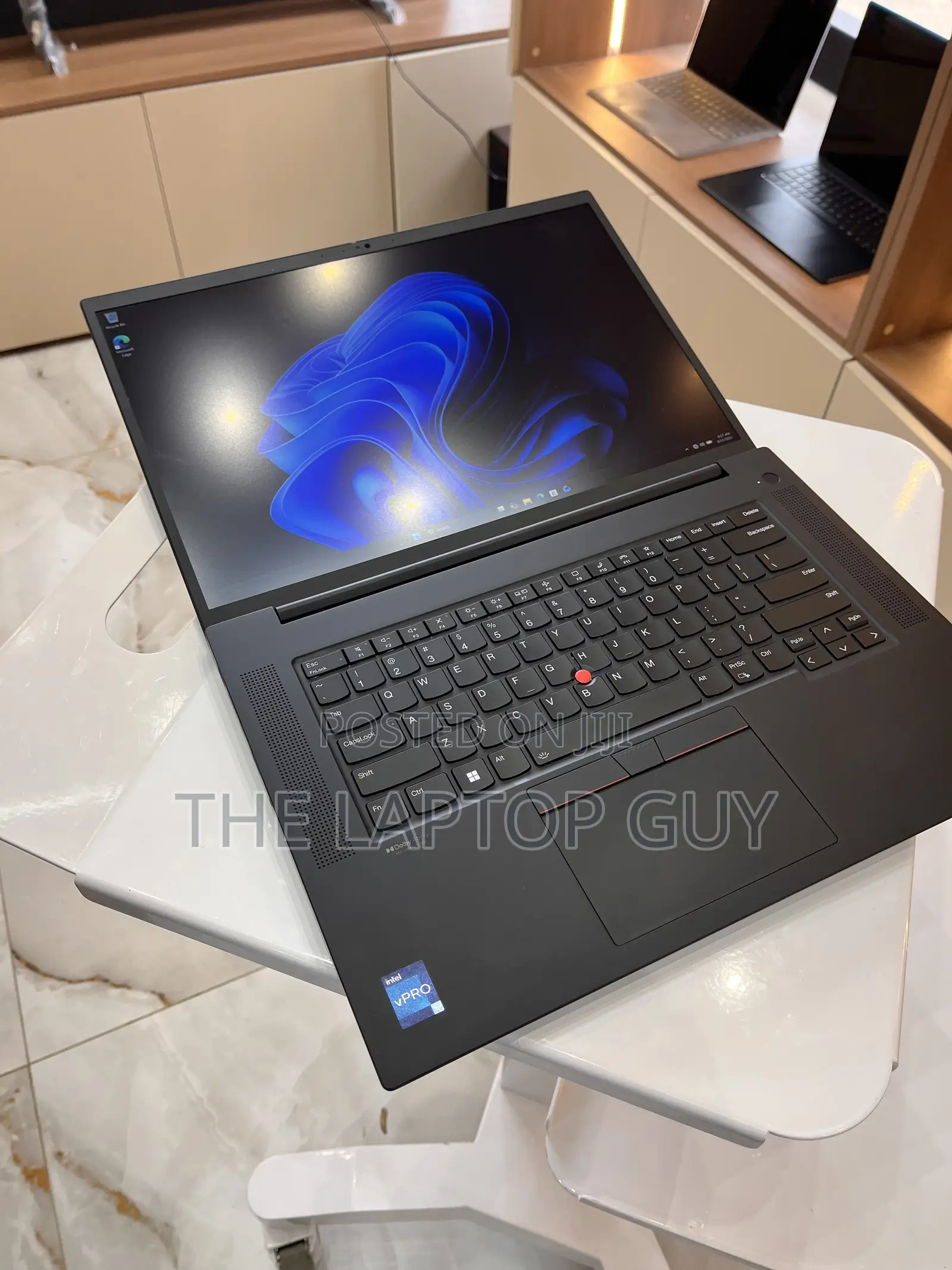 Laptop Lenovo ThinkPad P1 Gen4 16GB Intel Core i7 SSD 512GB
