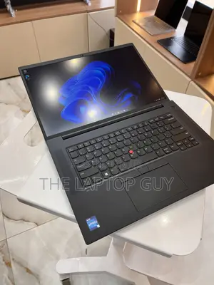 Laptop Lenovo ThinkPad P1 Gen4 16GB Intel Core i7 SSD 512GB